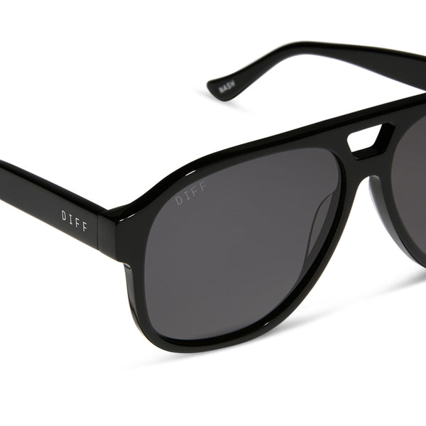 jessie james decker - nash + black + grey sunglasses 4