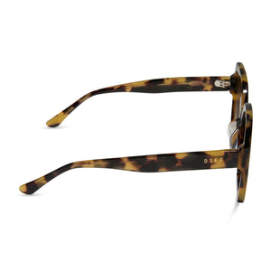 diff eyewear featuring the presley square sunglasses with a brown kombu frame and brown gradient lenses side view