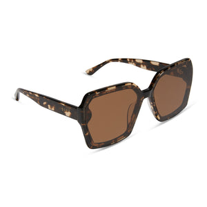 Diff Eyewear Brown Tortoise Square Sunglasses Greer Square Sunglasses | Espresso Tort & Brown Gradient  main image 4