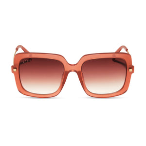 diff eyewear featuring the sandra square sunglasses with a dusky mauve peach frame and peach dusk gradient lenses front view