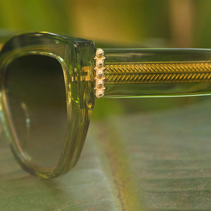 Diff Eyewear White Lotus Thailand Green Sunglasses DIFF | The White Lotus Thailand Designer Cat Eye Sunglasses  main image 4