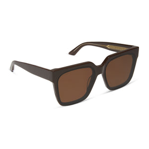 iconica diff eyewear thea square oversized sunglasses with a truffle brown acetate frame and truffle brown lenses angled view
