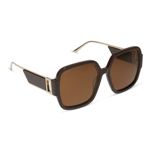 iconica diff eyewear tina ii with a truffle brown acetate frame and brown truffle polarized lenses angled view
