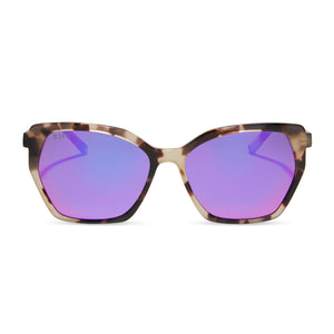 diff eyewear vera square oversized sunglasses with a cream tortoise acetate frame and pink rush mirror lenses front view