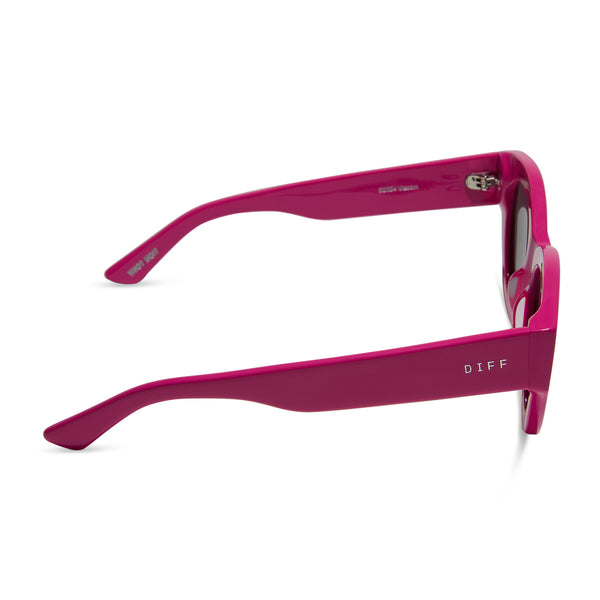 emily in paris - emily + parisian pink + chic grey sunglasses 4