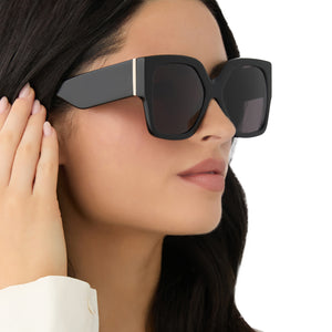 Livia Square Sunglasses | Black & Grey | DIFF Eyewear display picture 2