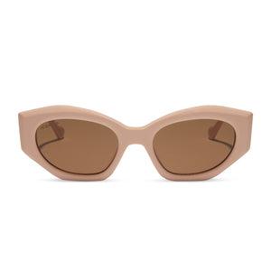 iconica x diff eyewear margot cat eye sunglasses with a nude acetate frame and brown gradient polarized lenses front view
