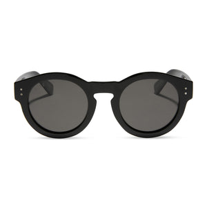 madison mealy x diff eyewear nora round sunglasses with a black frame and grey polarized lenses front view