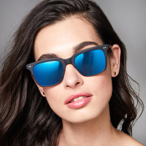 Diff Eyewear - Billie - Designer Square Sunglasses for Men and Women -100% UVA/UVB, Matte Black + Blue Mirror