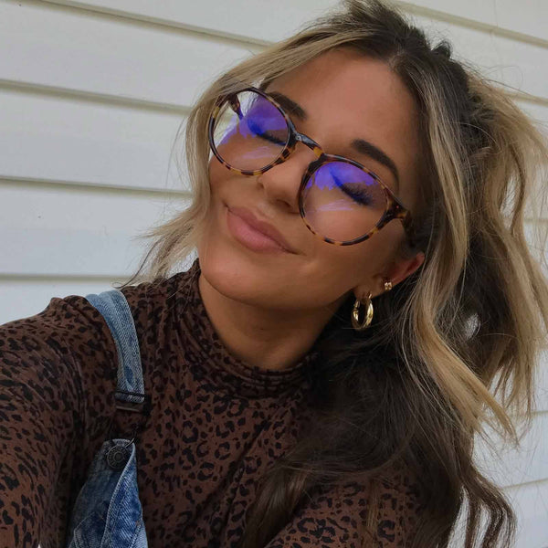 sawyer - amber tortoise + blue light technology clear glasses 1