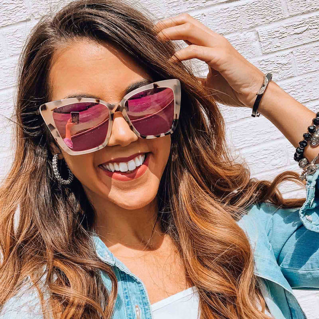 customer content - stylish_samantha wearing becky ii cream tortoise with pink mirror lense sunglasses