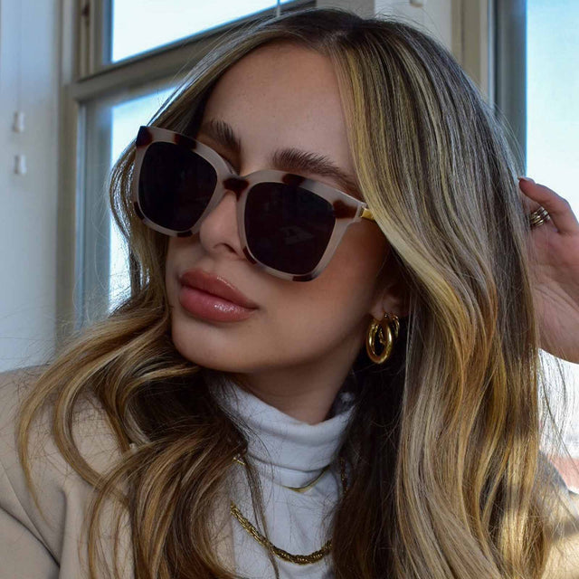 customer content - larissa.montana wearing hailey cream tortoise grey sunglasses
