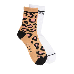 CREW SOCK DUO - LEOPARD + WHITE flatlay