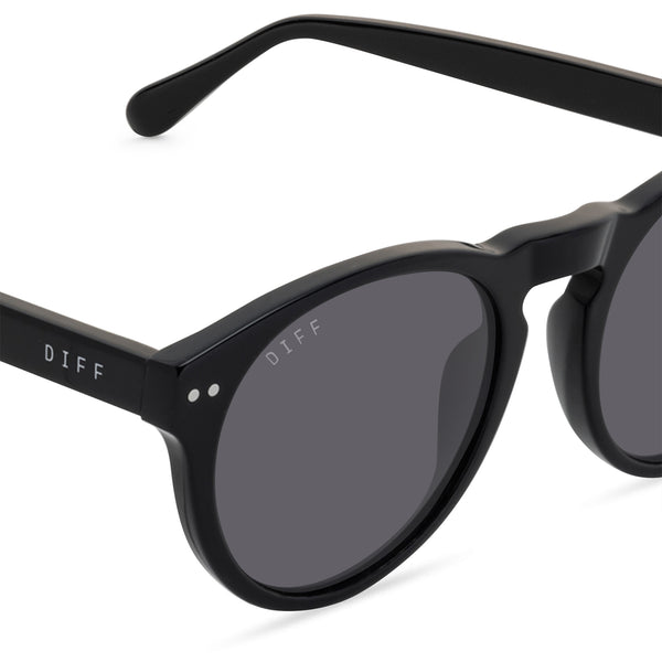 cody xl - black + grey polarized sunglasses 3