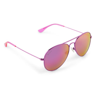 diff eyewear cruz aviator sunglasses with a pink rush metallic frame and pink rush mirror lenses detailed view