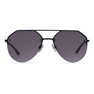 diff eyewear x Robin Arzon la jefa aviator sunglasses with a black frame and grey gradient lens sunglasses front view
