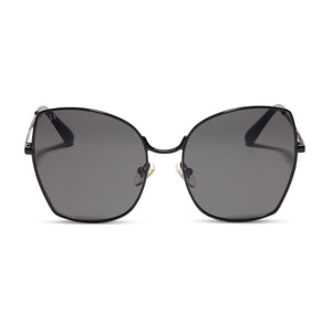 diff eyewear lonna square sunglasses with a black frame and with solid grey lenses front view