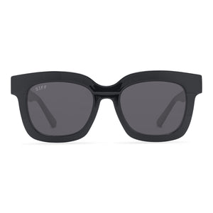 diff eyewear makay square sunglasses with a black frame and grey lenses front view