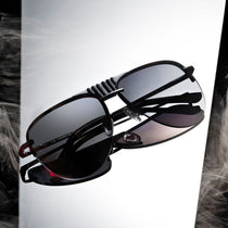 https://www.diffeyewear.com/cdn/shop/products/diff-star-wars-2.0-sunglasses-darth-vader-_1_105x105@2x.jpg?v=1667578494
