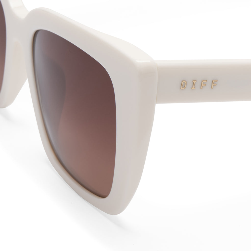 LIZZY IVORY + BROWN GRADIENT SUNGLASSES DIFF Eyewear